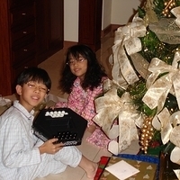 2005.12.25-opening gift-002.JPG
