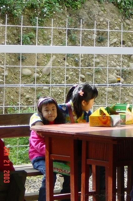 2003.01.21-001.JPG