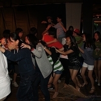 2011.06.03-party-290.JPG