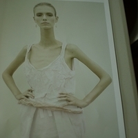 2009.03.06-PRADA 2009 SS-021.JPG